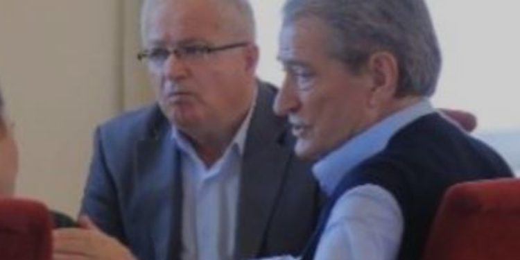 Humbja katastrofë/ Edmond Spaho del kundra Berishës: Duhet garë e…