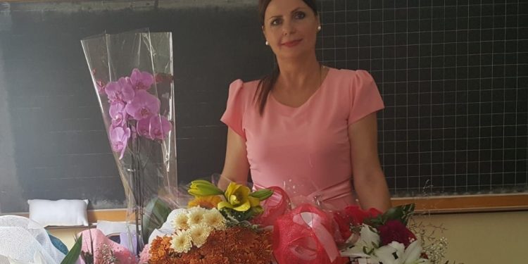 Lajm i zi/ Papritur ndahet nga jeta mësuesja në moshë të re në qytetin…