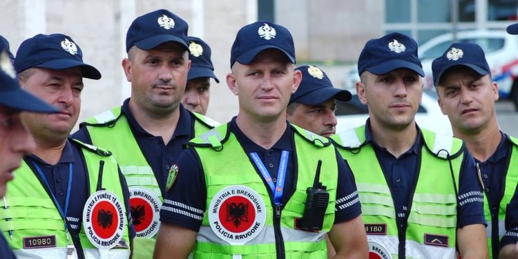 Mbi 30 vjeç nuk bëhesh dot polic! Urdhri i ri hyri në fuqi nga…