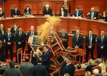 Opozita drejt ndarjes në 3 grupe/ “Truku” i Berishës për të “vjedhur” më shumë…