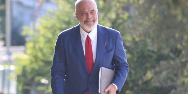 “Dua të gjithë deputetët këtu!”/ Rama ka një thirrje urgjente për Socialistët: Duhet të nisim…