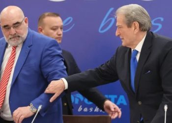 Sa miliona e pagove LaCivita-n? Ja si përgjigjet Sali Berisha