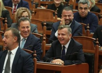 PS ndryshon Rregulloren e Kuvendit dhe ndarjen e komisioneve! Çfarë pritet të…