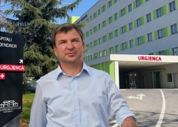 Prej ditësh në spital/ Zhvillim i Fundit: Ja si është gjendja shëndetësore e Vangjush Dakos…