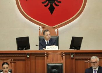PD kërkon ta “shkarkojë”, Peleshi me urgjencë kryen LËVIZJEN e fundit…