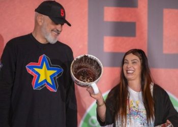 Aktorja Delinda Disha SHPALL kandidaturën për kryetarebashkie në qytetin…