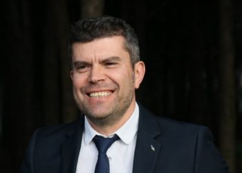 I doli emri si kandidat i opozitës për Bashkinë e Tiranës, reagon pedagogu Ermal Hasimja