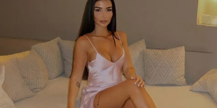 Xheneta Fetahu reagon ndaj thashethemeve për shtatzëninë e saj