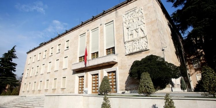LAJM I FUNDIT/ Qeveria Rama nxjerr VKM të re, “blindohet” siguria në dy…