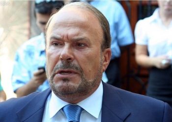 Ndihma për ish-kryeministrin/ Gjendja e Fatos Nanos tejet kritike, mbërrin në Tiranë edhe një…