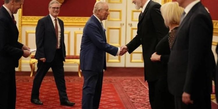 Pas përplasjes për UÇK-në, Edi Rama pranë Albin Kurtit në Londër/ Ja çfarë ra në sy…