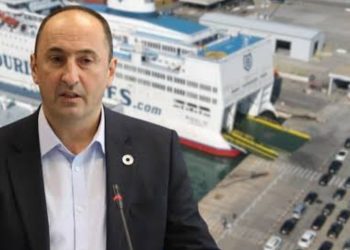 Analisti “shpërthen” pas emërimit të Liburn Aliut: Drejtor porti, një kosovar që nuk di not…