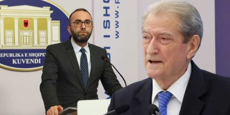 “Kryengritja” brenda PD/ Gaz Bardhi “nuk duron”: Bëhu serioz! Mos na…