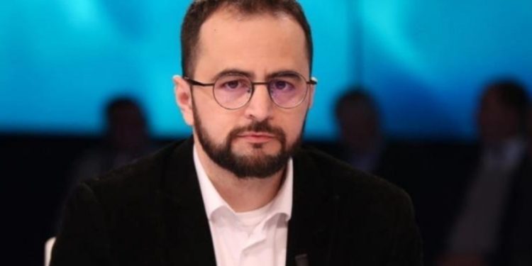Endri Shabani jep DORËHEQJEN nga “Nisma Thurje”! Ja kush zgjidhet kryetari i ri…