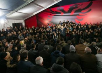 Plani ekstrem i Berishës/ PD “ndërton” shtëpinë e re në Bulevard, çfarë pritet…