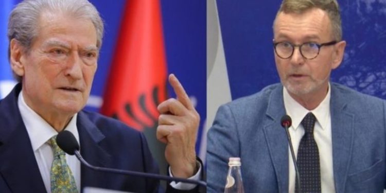 Ambasadori i BE i përgjigjet Sali Berishës: Është burrë i moshuar…