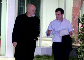 A do të tentoni sërish të shkarkoni Veliajn? Rama befason me përgjigjen: Njëqind herë…