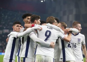 Shumë e vështirë përballë Shqipërisë, anglezve iu vjen në ndihmë LETRA e papritur