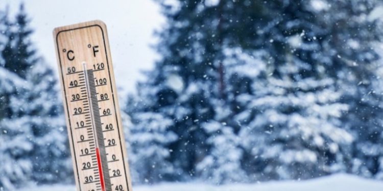 “Çmendet” moti/ I ftohti polar mbërrin në Shqipëri! Ja 3 qytet më të ftohta, nga sot pritet…