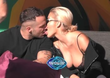 Nuk përmbahen dy banorët e Big Brother Kosova, shkëmbejnë puthje të zjarrtë (VIDEO)