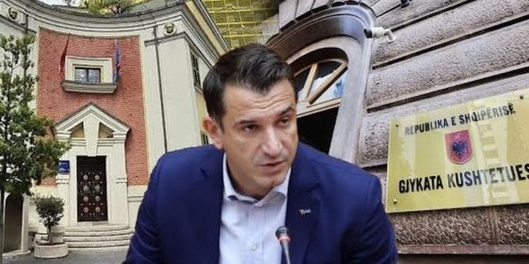 LAJMI I FUNDIT/ Avokatët e Erion Veliajt nuk ndalen! I drejtohen Kushtetueses: Hiqni…