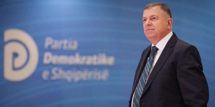 Berisha përçau “grupin e kafes”?! Gjunkshi thyen heshtjen pasi mori postin e ri në PD