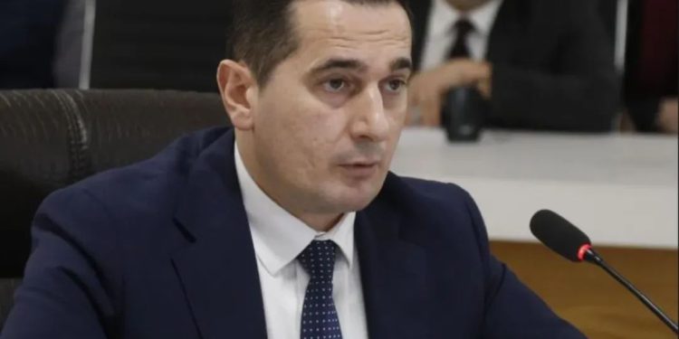 Profil/ Kush është Klodian Braho, kreu i ri i SPAK-ut!