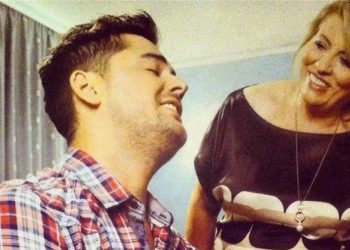 “Më duket sikur jam në ëndërr”/ Mesazhi rrëqethës i nënës së Shpat Kasapit pas vdekjes së tij