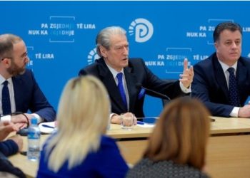 “Berisha të largojë Flamur Nokën dhe Gaz Bardhin”/ Deklarata surprizë për “kryengritjen” në PD…
