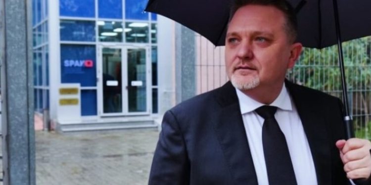 Aktori Jul Deda befasisht shkon në SPAK: S’keni çfarë të më bëni, i keni rënë…