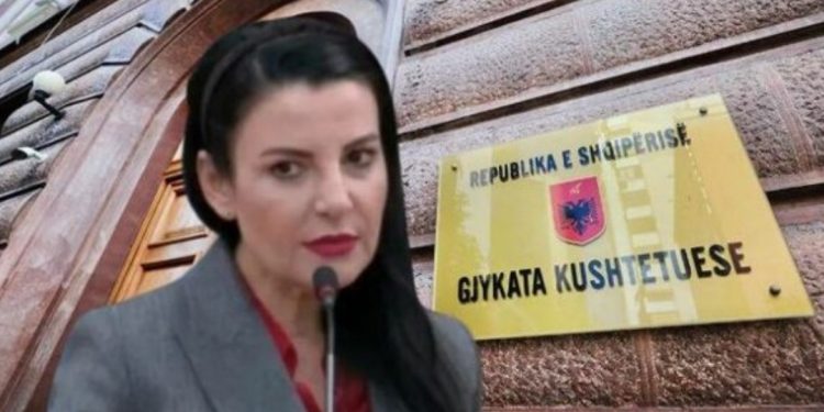 Rikthimi i Ballukut në detyrë, ja si votuan anëtarët e Gjykatës Kushtetuese