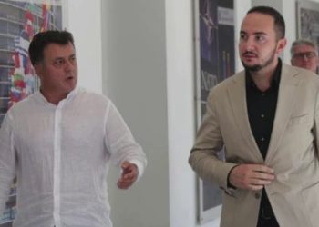 Tone të larta dhe akuza, Salianji PËRPLASET me Flamur Nokën, çfarë ndodhi brenda selisë së PD?!