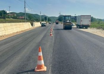 Ministri poston PAMJET dhe jep lajmin e bukur: Po ndërtohet rruga e re në…