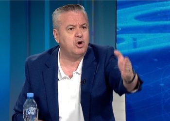 Myslim Murrizi “shpërthen” keq: O Sali Berisha, boll talle trapin me demokratët