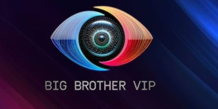 Moderatori i Top Channel i habit të gjithë, heq kravatën dhe lë studion: Do futem në Big Brother VIP…