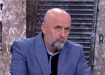 Alfred Cako “plas bombën”: Në vitin 2026 pritet luftë civile në këtë shtet…