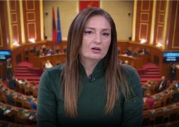 Pse u tërhoq Klajda Gjosha nga politika? Ja si përgjigjet ish-ministrja…