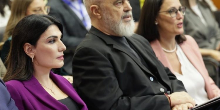 Hetimi i SPAK për AKSHI-n/ Rama reagon për herë të parë: E hatashme…