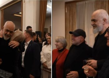 Festat e fundvitit/ Rama mbledh socialistët, ngre dolli me shëndete: Të parin e kam për…
