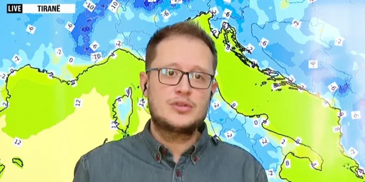 Acari i fundvitit “pushton” Shqipërinë! Sinoptikani tregon çfarë pritet të ndodhë natën e Vitit të Ri