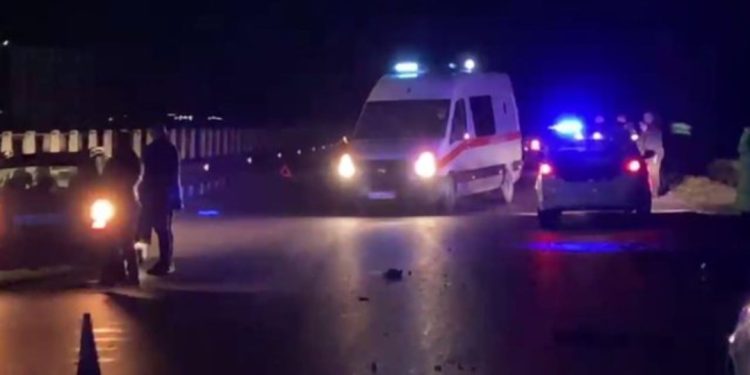 Ndërron jetë i riu, aksident i rëndë gjatë natës në Laç