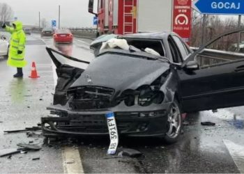 Mëngjes i zi/ Aksident tragjik në aksin kombëtar, humb jetën çifti, dy fëmijët e mitur…