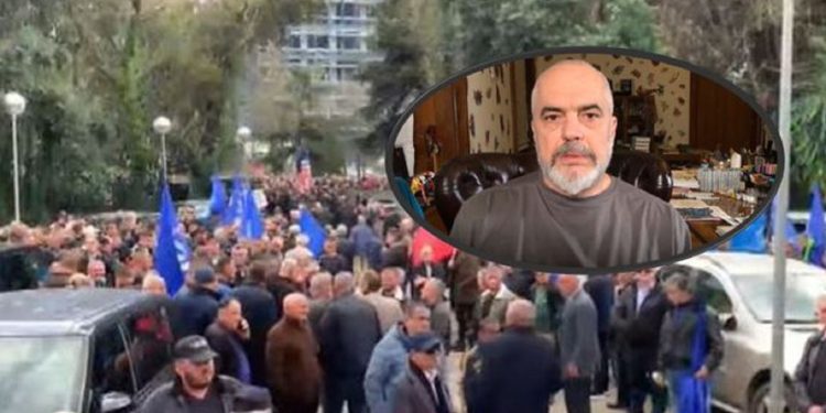 Rama “shpërthen” ndaj protestës së Berishës: Plaku i lajthitur ka paguar lekë për…