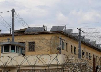 “Zbrazen” burgjet. Lirohen dhe ulet dënimi për 6000 persona/ Kush përfiton…
