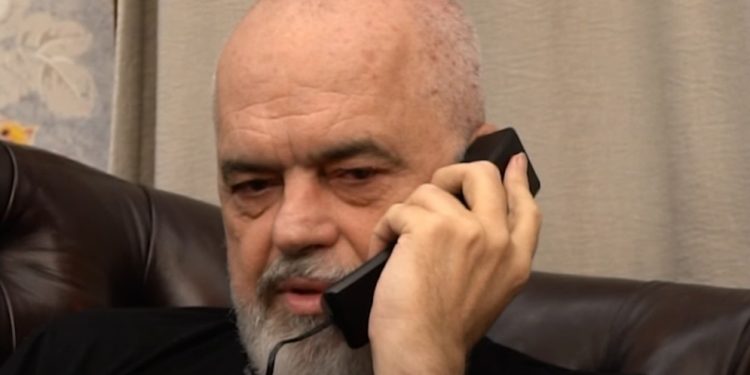 “Më vjen keq që nuk bëra dot më shumë!”/ Rama merr telefonatën e papritur nga…