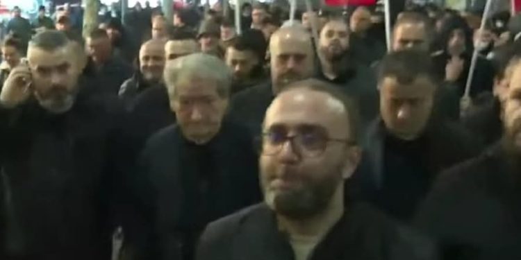 “Mision i pamundur”! Berisha nxjerr “xhiro” demokratët, deputeti i PD mbetet i lënduar