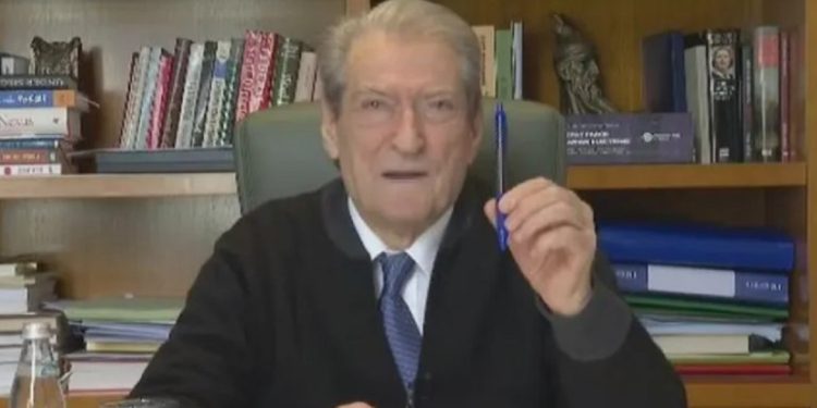 Berisha i ashpër me Dash Sulës dhe Ervin Salianjit: Tradhtarë të lartë! Nuk…