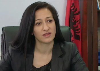 LAJM I FUNDIT/ Arrestohet Arta Dollani, drejtoresha e Agjencisë së Arsimit…