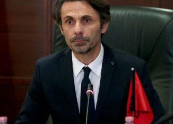 Kush është gjyqtari që me vendimin “RADIKAL” i hoqi fitoren Ramës në Kushtetuese…