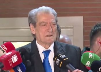 Berisha flet pas tensioneve nga selia e PD, njofton datën e protestës së radhës